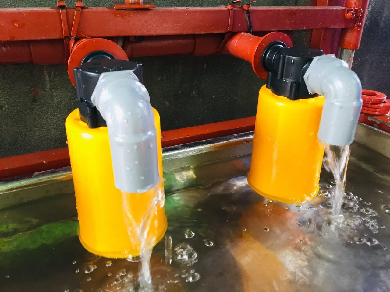 Hình ảnh hoạt động của van phao điện Bách Khóa